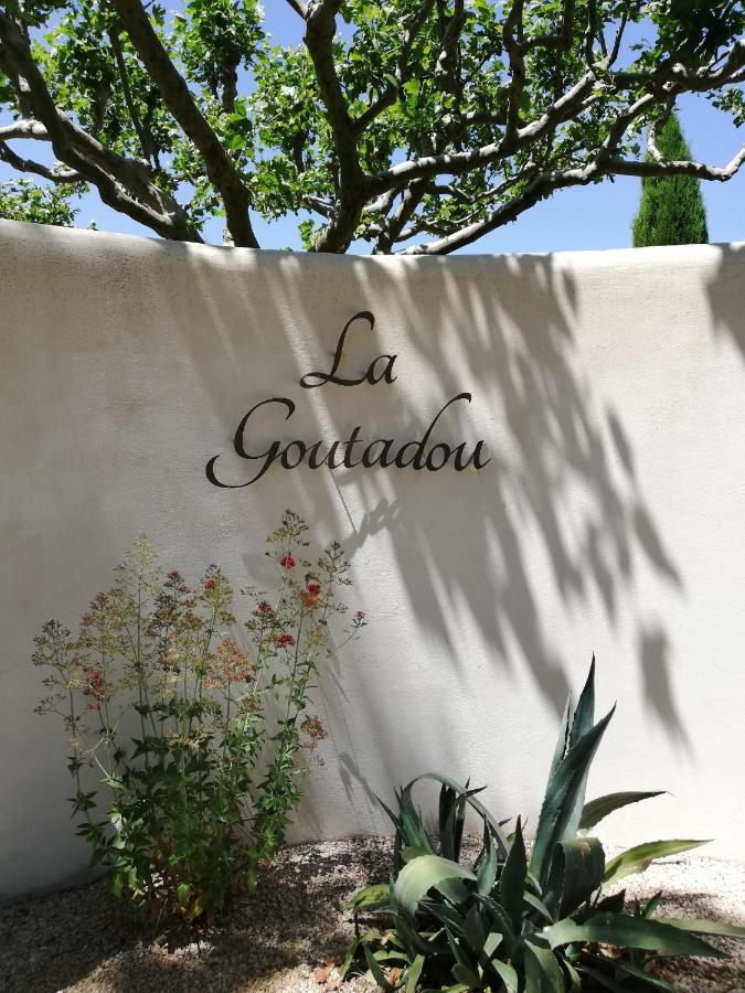 مبيت وإفطار Cabannes La Goutadou المظهر الخارجي الصورة